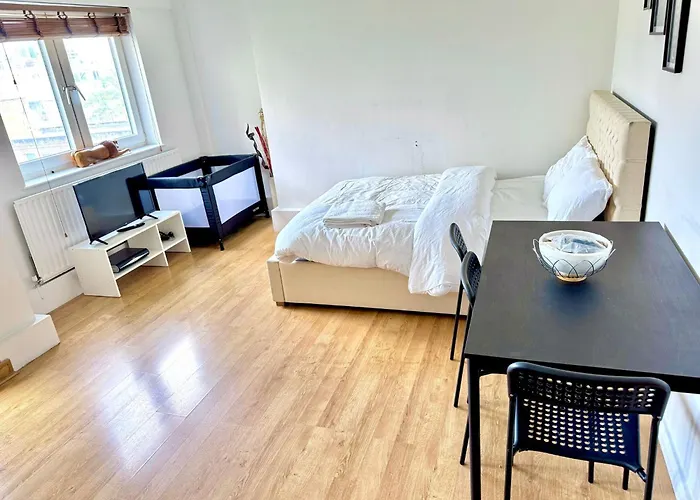 Central London Rooms Ec1V