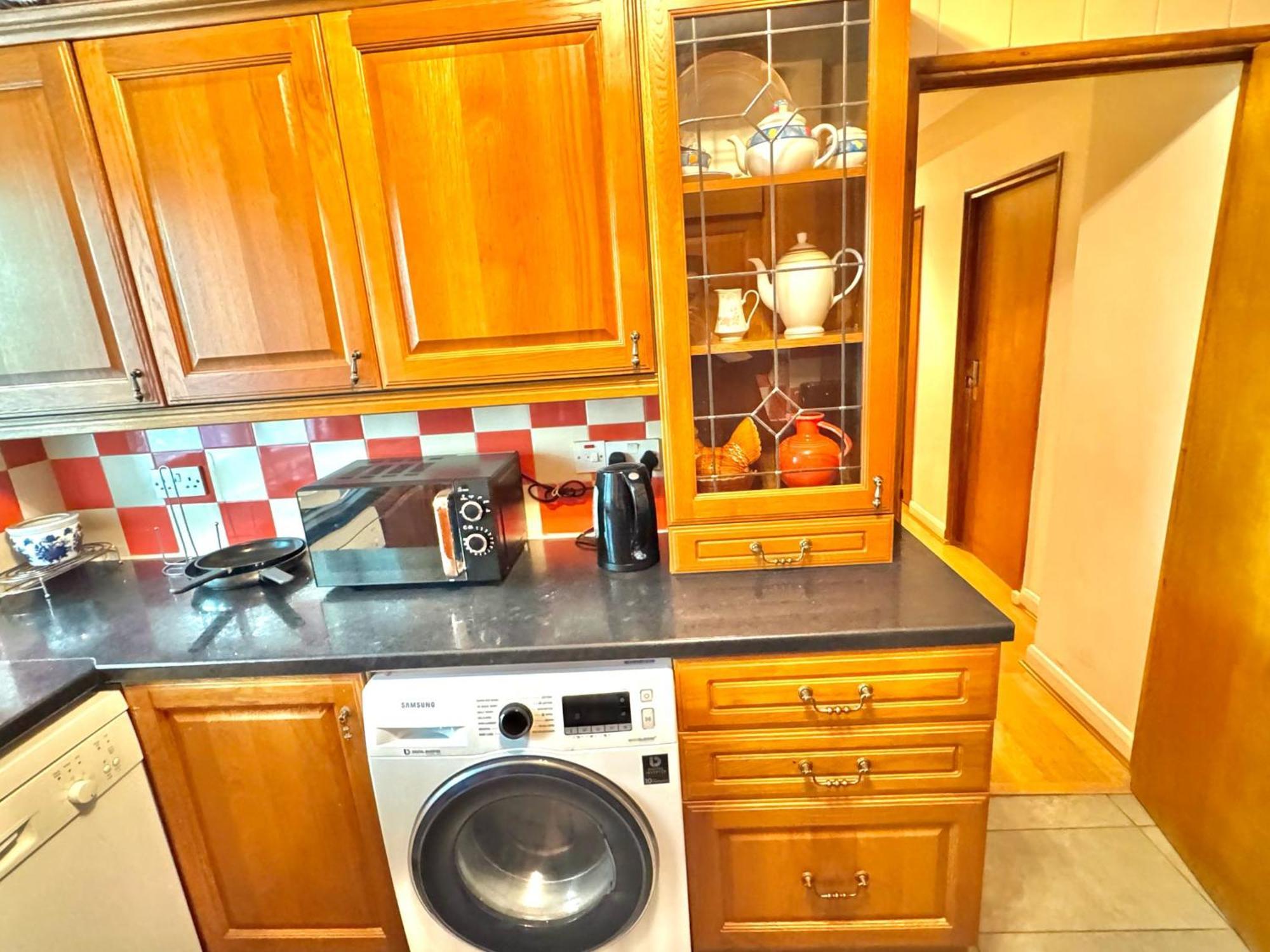 Guest house Ec1v